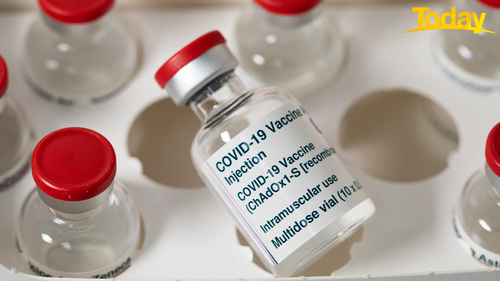 The UK are currently investigation whether giving people a different second COVID vaccine to their first may provide extra protection, while also alleviating supply pressures. (Photo by Dan Kitwood/Getty Images)