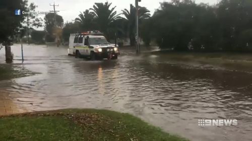 The SES received up to 100 calls for help (9NEWS)