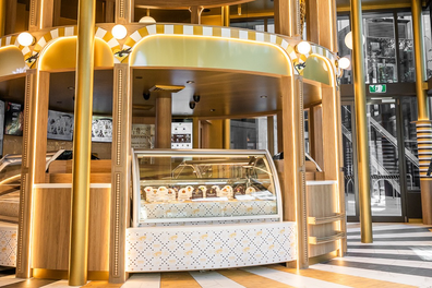  Tyra Banks opened an ice cream shop in Sydney called SMiZE & DREAM this year.