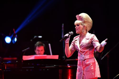 Amanda Harrison performs at the memorial. Picture: AAP