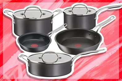 9PR: Jamie Oliver by Tefal Cooks Classic Induction Non-Stick Hard Anodised 5 piece Set, Black