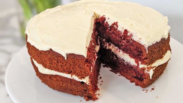 Classic beetroot red velvet cake