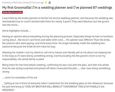 The wedding planner took to Reddit to explain her unusual experience.