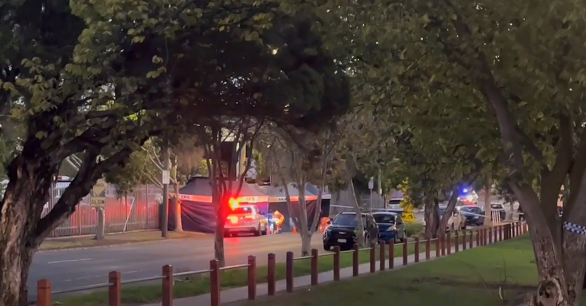 Major police operation underway outside massive comic convention in Melbourne