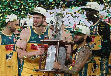 Which team did the Tasmania JackJumpers defeat in the 2023-24 NBL grand final series?