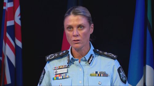 Il commissario dell'AFP Krissy Barrett ha affermato che un'indagine durata più di un decennio ha scoperto prove che porteranno all'arresto di alcuni membri del gruppo al loro ritorno.