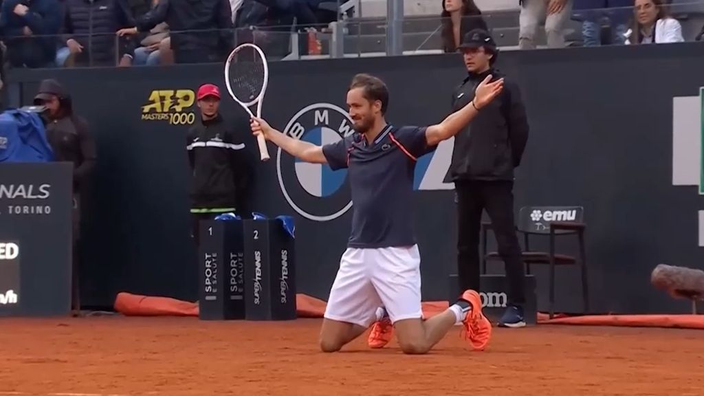 Medvedev makes his mark on clay by beating Rune for Italian Open title