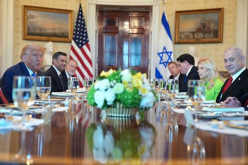 WASHINGTON, DC - JULY 07: U.S. President Donald Trump hosts Israeli Prime Minister Benjamin Netanyahu for a dinner in the Blue Room of the White House on July 7, 2025, in Washington, DC. Trump is hosting Netanyahu to discuss a potential ceasefire agreement to end the fighting in Gaza. (Photo by Andrew Harnik/Getty Images)