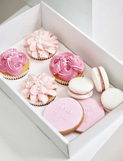 Love it Cakes gift box – Geelong, Vic