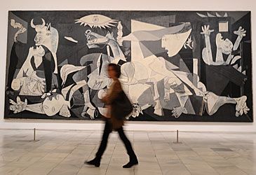 Which war is the subject of Pablo Picasso's Guernica?