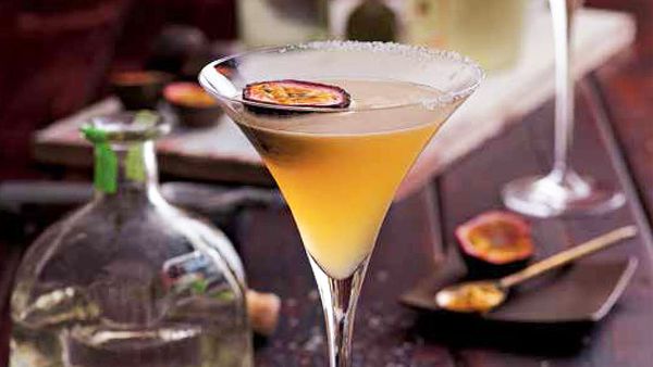 Passionfruit margarita