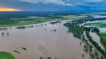 Captured departing Narrabri, this photo shows the extent of flooding in the region.