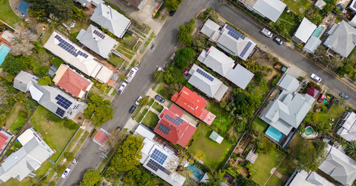 Queensland landlords get solar rebate to ease cost-of-living pressure on renters