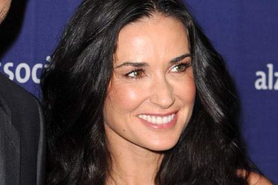 Sometimes, all it takes to be a hero is to listen, and Demi Moore did just that. Mrs Kutcher has intervened when two different people tweeted that they were planning on committing suicide. She spoke with them, all while ensuring the proper authorities were contacted. Both survived.