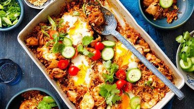 You can make nasi goreng in one pan.