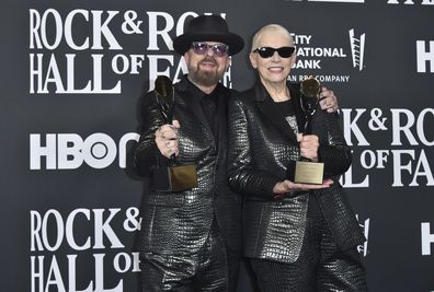   Dave Stewart dan Annie Lennox dari Eurythmics 