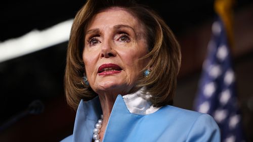 这一消息是在美国众议院议长南希·佩洛西（Nancy Pelosi）对这个自治民主岛屿进行有争议的访问后，自周四以来中国在台湾周围进行的一系列军事演习之后发布的。