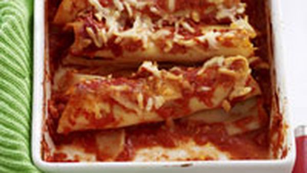 Baked chicken cannelloni