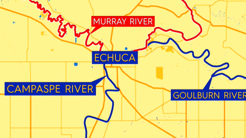 Echuca est entourée de trois grands fleuves.  Tous sont en crue. 