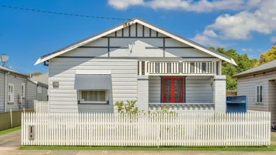 Weatherboard house affordable Newcastle Domain first home buyers facade 