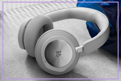 9PR: Bang & Olufsen Beoplay Portal Wireless Over-Ear Gaming Headphones, Grey