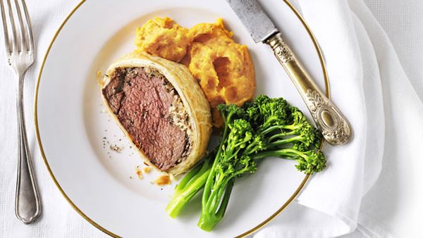 Weight watchers' beef wellington with pumpkin puree