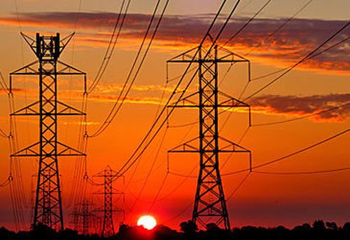 Power lines in Australia (Getty)