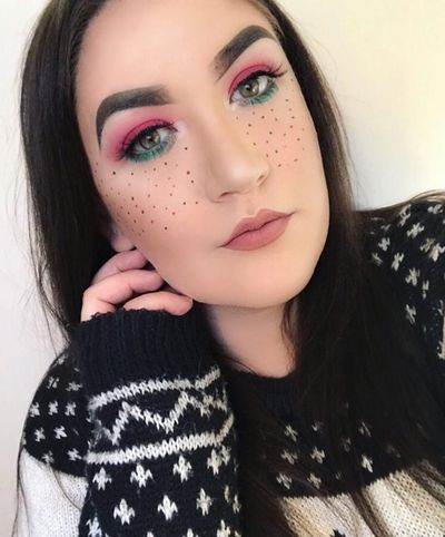 Festival Freckles featuring the colours of The Grinch