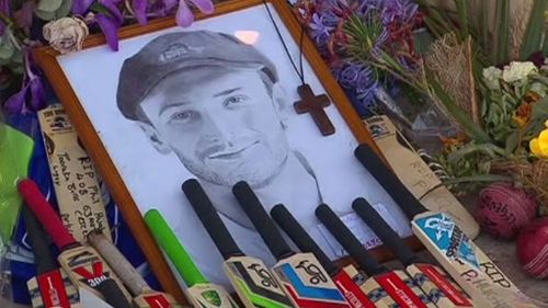 Large crowds are expected at the oval to honour Phillip Hughes. (9NEWS)