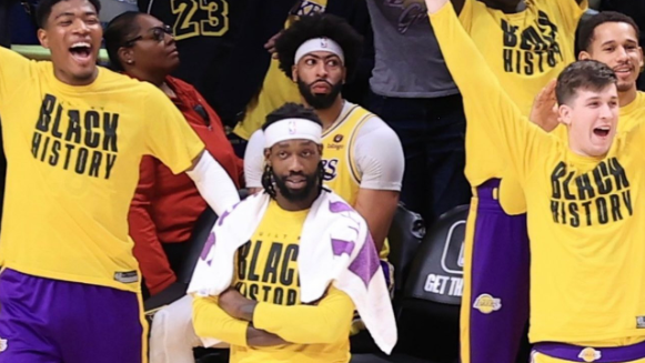 ‘Sulking’ Anthony Davis roasted for reaction to LeBron’s record-setting feat – Wide World of Sports