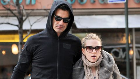 First pic! Scarlett Johansson and her hunky new man