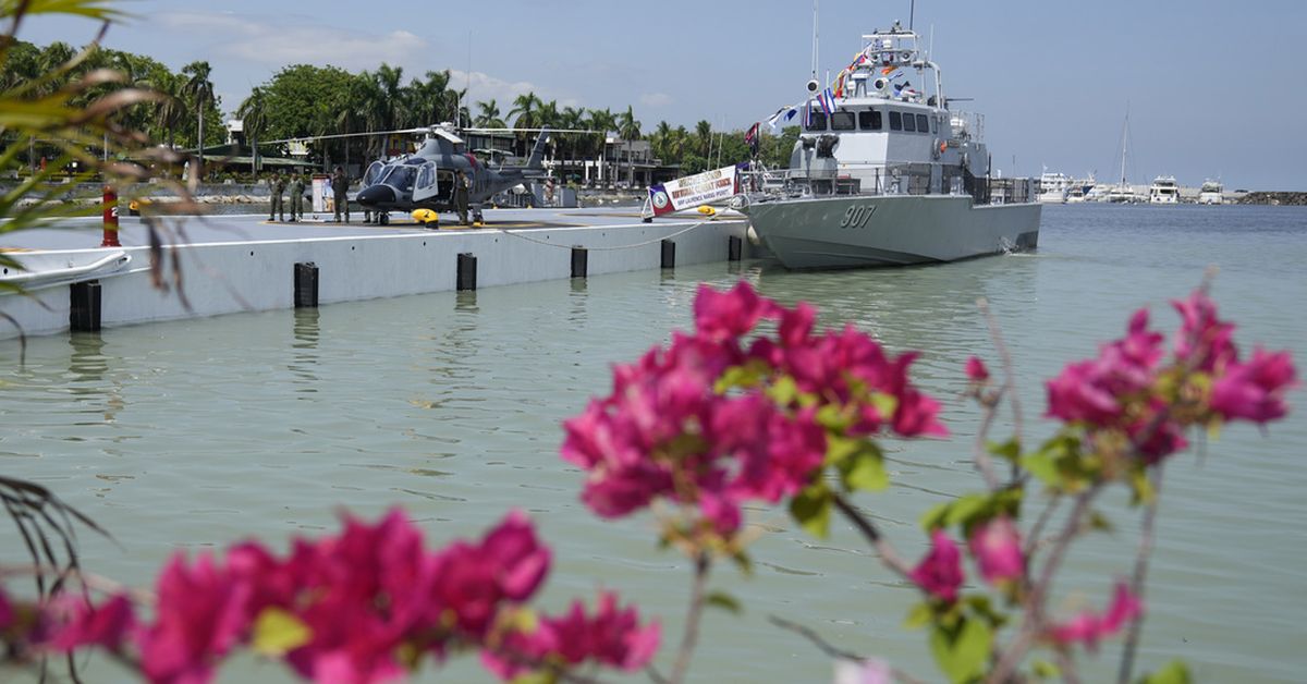 Australian and Philippine forces launch largest military exercises near disputed territory