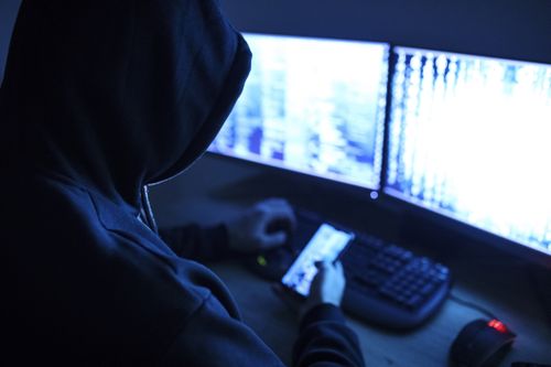 Hacker scam online 