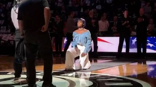 Singer Justine Skye knelt while performing the US national anthem. (Instagram)