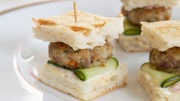 Mini Thai chicken burgers