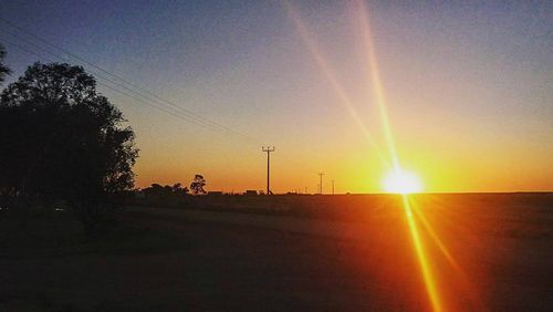 Maree sunsets over remote landscapes. 