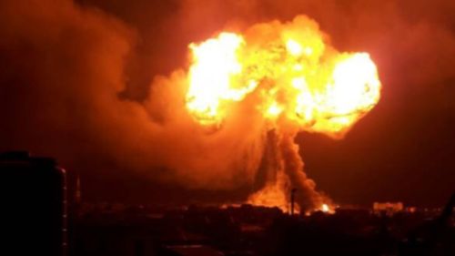 The explosion produced a 'mushroom cloud' formation. (9NEWS)