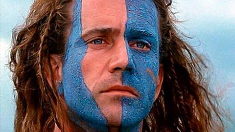 Mel Gibson as William Wallace in Braveheart, which won makeup artist Peter Frampton an Academy Award.