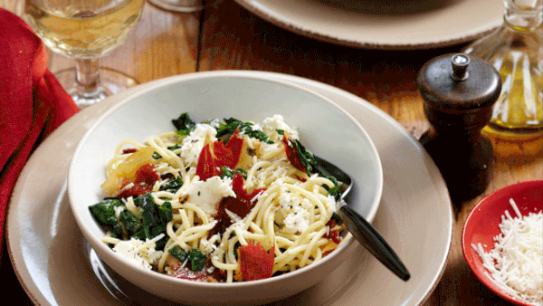Spinach and ricotta spaghetti