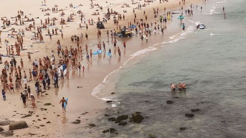 A man has been arrested after a two-hour stand off with police at Bondi Beach.