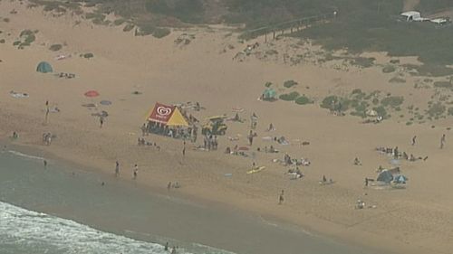 Sea fog which was lingering over Manly Beach began to clear this afternoon. (9NEWS.)