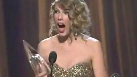 Watch: Taylor Swift pulls epic 'OMG' face every time she wins an award