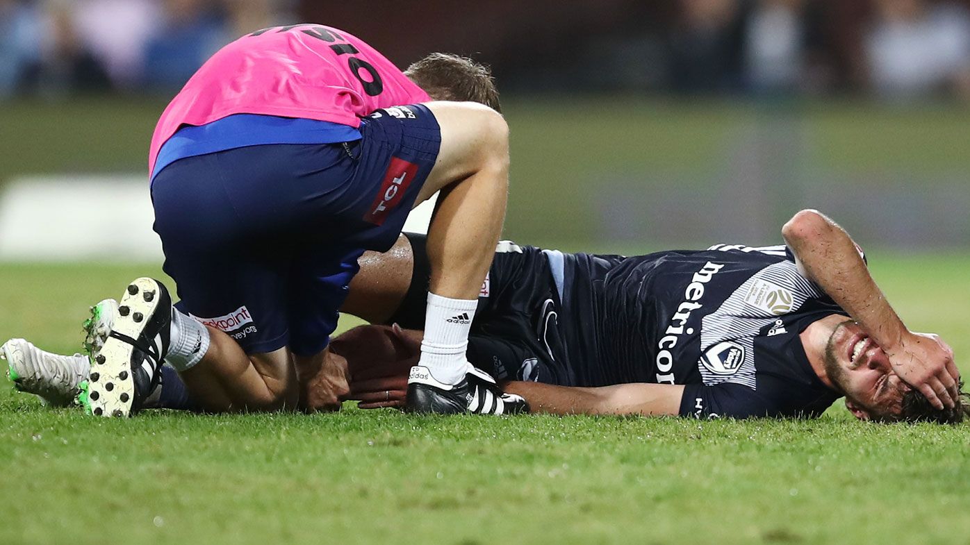 Kevin Muscat slams 'unsafe' SCG surface as 'disgrace' after A-League injury