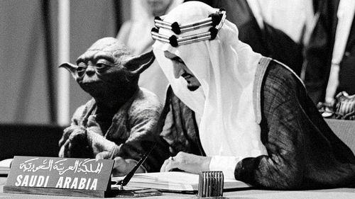 Yoda joins King Faisal at the United Nations. 