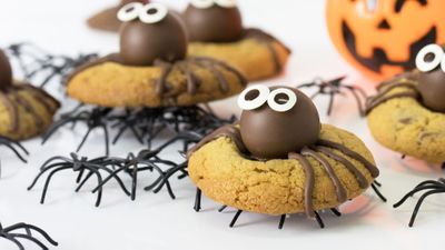 Recipe: <a href="http://kitchen.nine.com.au/2017/10/26/11/37/kirsten-tibballs-spider-peanut-cookies" target="_top">Kirsten Tibballs' spider peanut cookies</a>