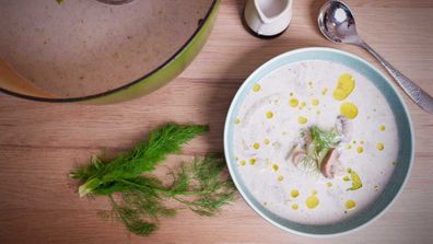 Creamy, dairy-free mushroom soup