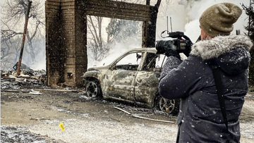 Snow has fallen on the still-smouldering fire-grounds of Colorado after vicious wildfires tore through the US state. US Correspondent for 9News Amelia Adams said the extreme weather marks &quot;another wild year of news stories&quot;.