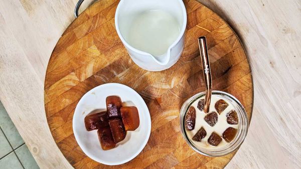 Iced coffee ice cube hack