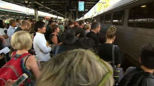 Commuters were forced into long queues for a train during last week's rail chaos. (Twitter)