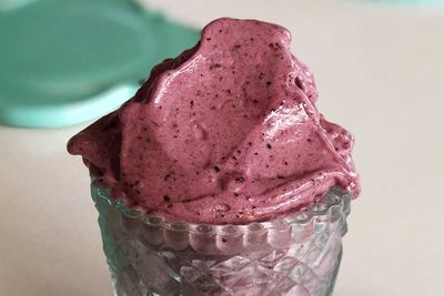 Two ingredient blueberry 'ice-cream'